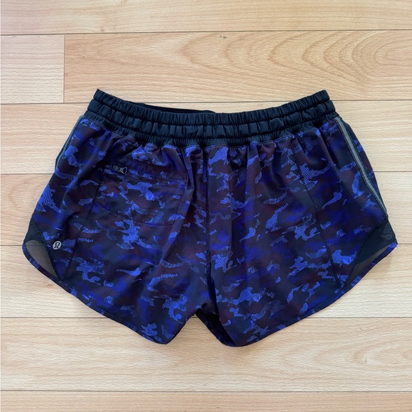 Lululemon Hotty Hot Short (Long) - Picture 3 of 3